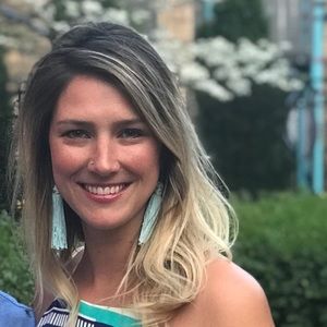 Meet your Posher, Laurel